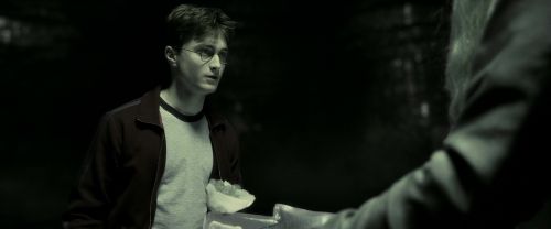 Click to view full size image
==============
EdP-Potterish11778.jpg EdP-Potterish11778.jpg