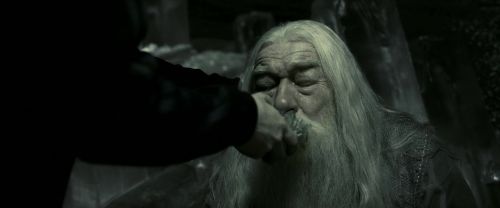 Click to view full size image
==============
EdP-Potterish11964.jpg EdP-Potterish11964.jpg