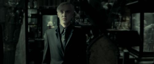 Click to view full size image
==============
EdP-Potterish12411.jpg EdP-Potterish12411.jpg