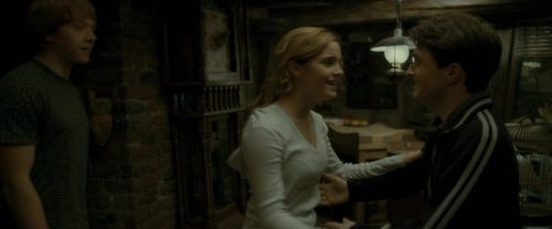 Click to view full size image
==============
EdP-Potterish1261.jpg EdP-Potterish1261.jpg