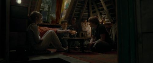 Click to view full size image
==============
EdP-Potterish1346.jpg EdP-Potterish1346.jpg