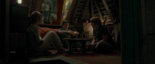 Click to view full size image
==============
EdP-Potterish1348.jpg EdP-Potterish1348.jpg