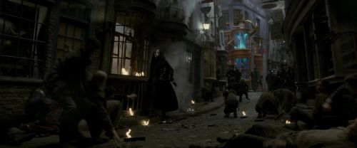 Click to view full size image
==============
EdP-Potterish179.jpg EdP-Potterish179.jpg