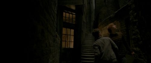 Click to view full size image
==============
EdP-Potterish2044.jpg EdP-Potterish2044.jpg