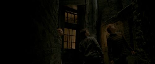 Click to view full size image
==============
EdP-Potterish2045.jpg EdP-Potterish2045.jpg