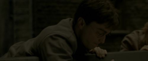 Click to view full size image
==============
EdP-Potterish2091.jpg EdP-Potterish2091.jpg