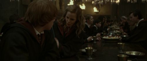 Click to view full size image
==============
EdP-Potterish2793.jpg EdP-Potterish2793.jpg