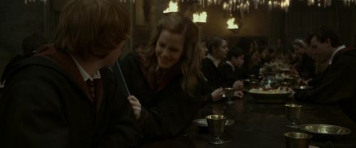 Click to view full size image
==============
EdP-Potterish2794.jpg EdP-Potterish2794.jpg