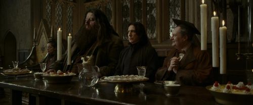Click to view full size image
==============
EdP-Potterish2902.jpg EdP-Potterish2902.jpg