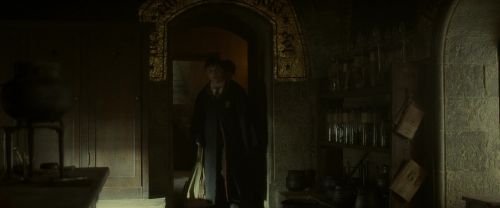 Click to view full size image
==============
EdP-Potterish3152.jpg EdP-Potterish3152.jpg