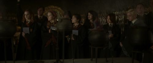 Click to view full size image
==============
EdP-Potterish3205.jpg EdP-Potterish3205.jpg