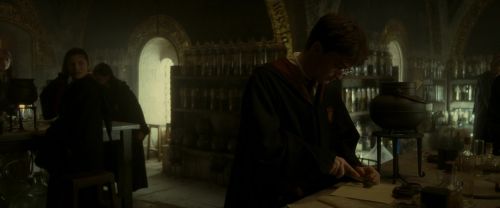 Click to view full size image
==============
EdP-Potterish3438.jpg EdP-Potterish3438.jpg