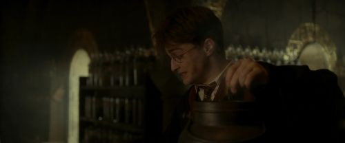 Click to view full size image
==============
EdP-Potterish3479.jpg EdP-Potterish3479.jpg