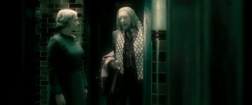 Click to view full size image
==============
EdP-Potterish3827.jpg EdP-Potterish3827.jpg