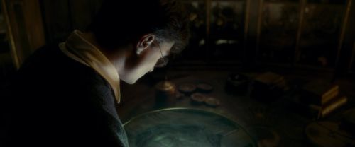 Click to view full size image
==============
EdP-Potterish4055.jpg EdP-Potterish4055.jpg