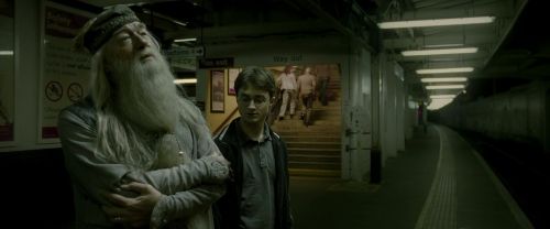 Click to view full size image
==============
EdP-Potterish439.jpg EdP-Potterish439.jpg