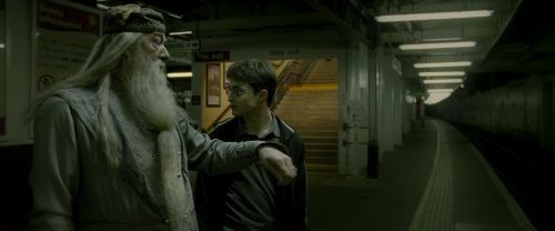 Click to view full size image
==============
EdP-Potterish450.jpg EdP-Potterish450.jpg