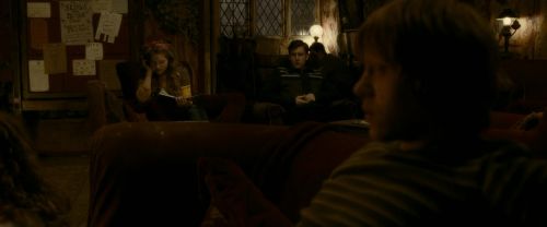 Click to view full size image
==============
EdP-Potterish4551.jpg EdP-Potterish4551.jpg