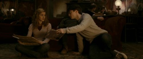 Click to view full size image
==============
EdP-Potterish4559.jpg EdP-Potterish4559.jpg