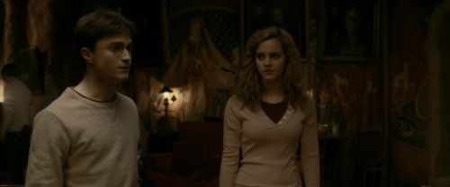 Click to view full size image
==============
EdP-Potterish4619.jpg EdP-Potterish4619.jpg