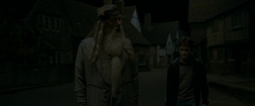 Click to view full size image
==============
EdP-Potterish470.jpg EdP-Potterish470.jpg