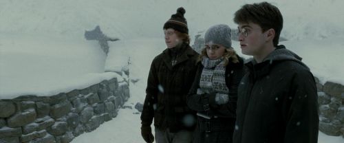 Click to view full size image
==============
EdP-Potterish4708.jpg EdP-Potterish4708.jpg