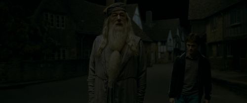 Click to view full size image
==============
EdP-Potterish480.jpg EdP-Potterish480.jpg