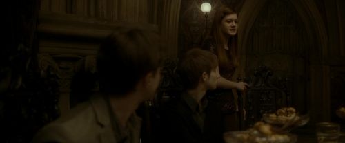 Click to view full size image
==============
EdP-Potterish5493.jpg EdP-Potterish5493.jpg