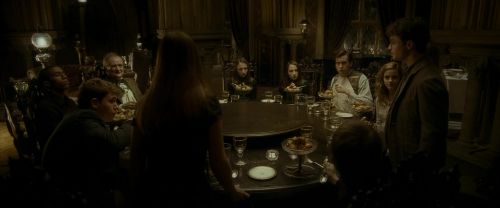 Click to view full size image
==============
EdP-Potterish5503.jpg EdP-Potterish5503.jpg