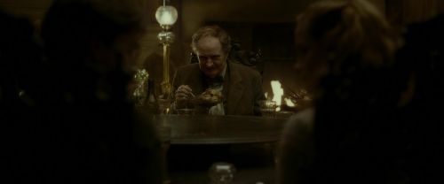Click to view full size image
==============
EdP-Potterish5522.jpg EdP-Potterish5522.jpg