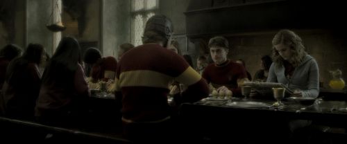Click to view full size image
==============
EdP-Potterish5768.jpg EdP-Potterish5768.jpg