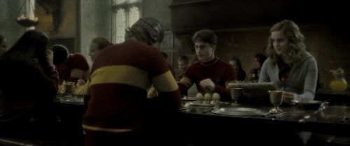 Click to view full size image
==============
EdP-Potterish5787.jpg EdP-Potterish5787.jpg