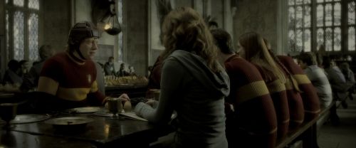 Click to view full size image
==============
EdP-Potterish5798.jpg EdP-Potterish5798.jpg