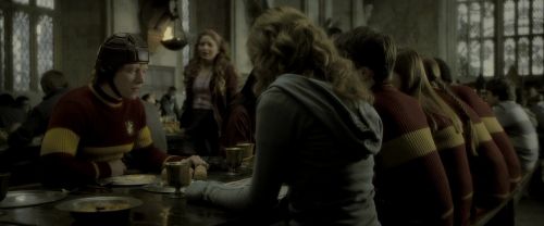 Click to view full size image
==============
EdP-Potterish5808.jpg EdP-Potterish5808.jpg