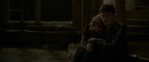 Click to view full size image
==============
EdP-Potterish6279.jpg EdP-Potterish6279.jpg