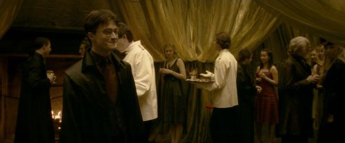 Click to view full size image
==============
EdP-Potterish6631.jpg EdP-Potterish6631.jpg