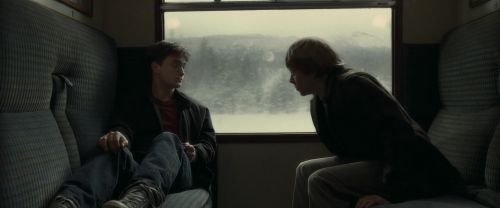 Click to view full size image
==============
EdP-Potterish7020.jpg EdP-Potterish7020.jpg