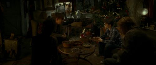 Click to view full size image
==============
EdP-Potterish7075.jpg EdP-Potterish7075.jpg