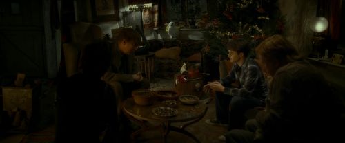 Click to view full size image
==============
EdP-Potterish7078.jpg EdP-Potterish7078.jpg
