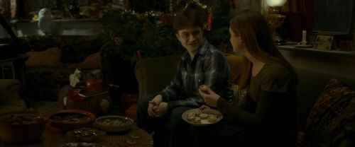 Click to view full size image
==============
EdP-Potterish7170.jpg EdP-Potterish7170.jpg