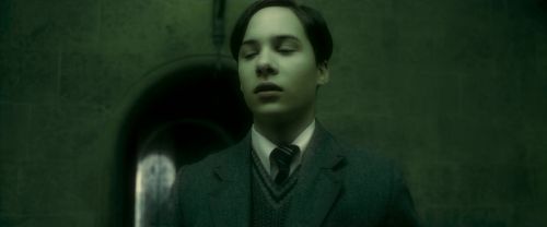 Click to view full size image
==============
EdP-Potterish7949.jpg EdP-Potterish7949.jpg