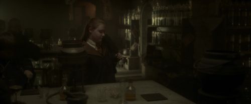 Click to view full size image
==============
EdP-Potterish8105.jpg EdP-Potterish8105.jpg