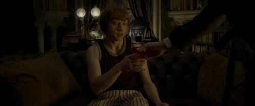 Click to view full size image
==============
EdP-Potterish8530.jpg EdP-Potterish8530.jpg