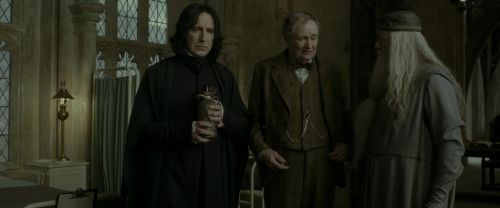 Click to view full size image
==============
EdP-Potterish8764.jpg EdP-Potterish8764.jpg