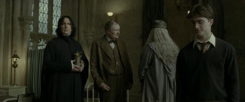 Click to view full size image
==============
EdP-Potterish8883.jpg EdP-Potterish8883.jpg