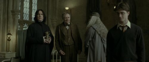 Click to view full size image
==============
EdP-Potterish8885.jpg EdP-Potterish8885.jpg