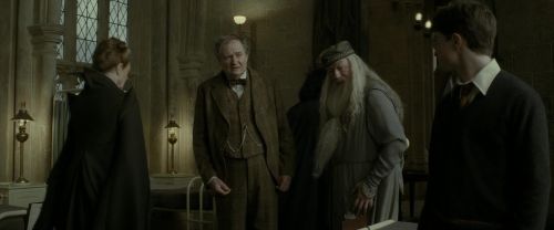 Click to view full size image
==============
EdP-Potterish8904.jpg EdP-Potterish8904.jpg