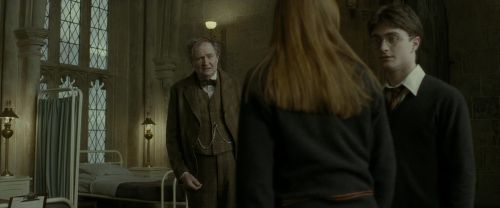 Click to view full size image
==============
EdP-Potterish8908.jpg EdP-Potterish8908.jpg