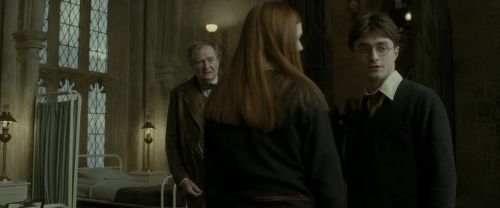 Click to view full size image
==============
EdP-Potterish8909.jpg EdP-Potterish8909.jpg