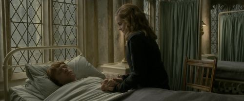 Click to view full size image
==============
EdP-Potterish8941.jpg EdP-Potterish8941.jpg